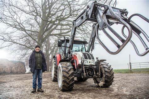 Der Steyr Mt 9100 Und Kompakt 4085 Von Peter Geiser Aus Lüsslingen