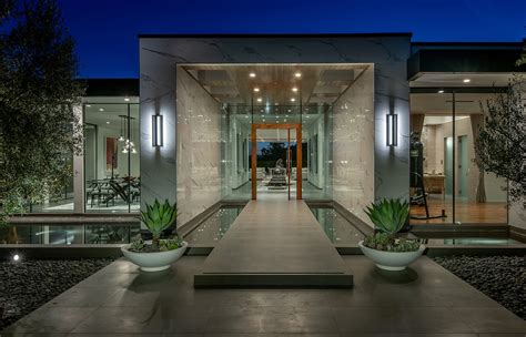 Jade Mills Beverly Hills Real Estate Agent Luxury Homes