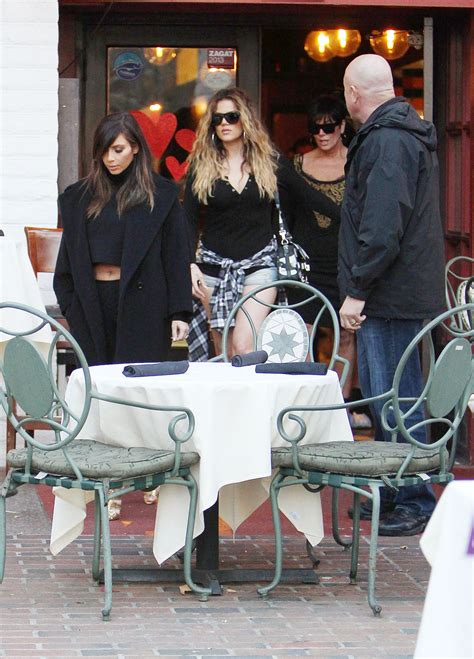 kim kardashian out for lunch with kris jenner at fins seafood grill hawtcelebs