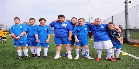 Premier League Downs Syndrome Football Team : pics