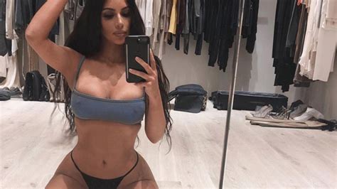 Kim Kardashian Shares Racy Selfies Again Al Bawaba