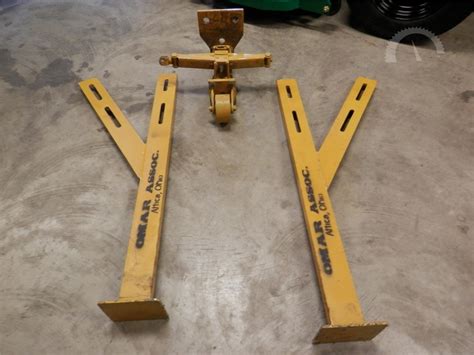 Custom Made Splitting Stands For Farmall Tractors