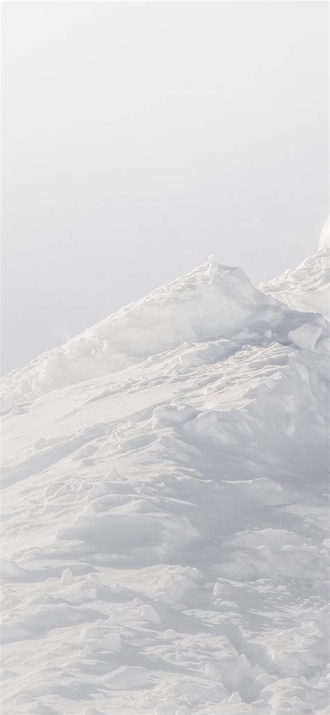 White Minimalist Mountain Hdwallpaper Wallpaper Image Minimalist