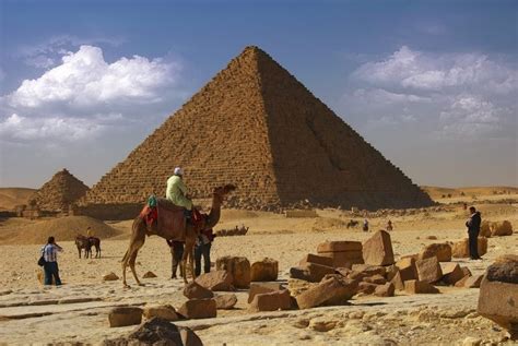 the biggest pyramid in the world discovery uk
