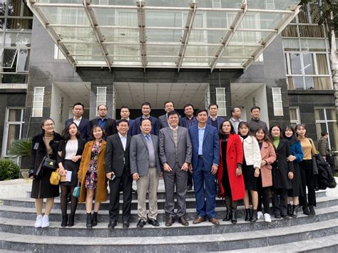 Theo luật sư, tùy vào mức độ sự việc, lãnh đạo sở du lịch tỉnh bình định và những cán bộ khác có thể bị xử phạt hành chính hoặc bị truy cứu trách nhiệm hình sự. Kết nối tuyến du lịch Quảng Bình - Lào Cai | VOV.VN