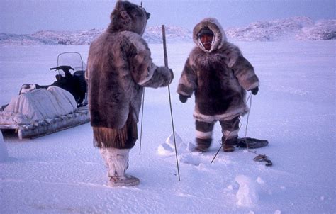 Arctic People Pictures COMMUNITY INSTITUTIONS AND VALUES