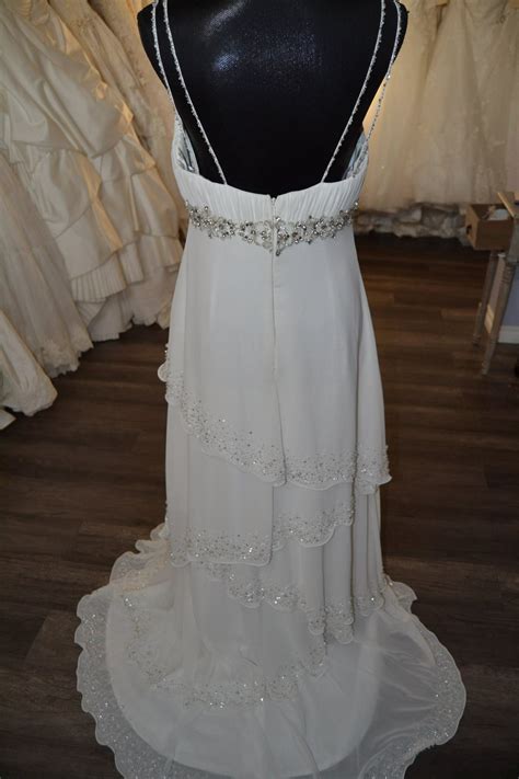 Kirstie Kelly J2910 Sample Wedding Dress Save 81 Stillwhite