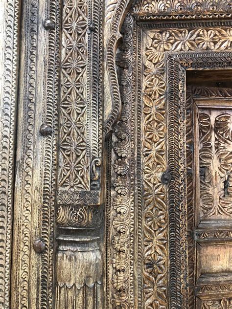 Antique Nuristan Afghani Hand Carved Wood Doorway 1800 Im Angebot Bei