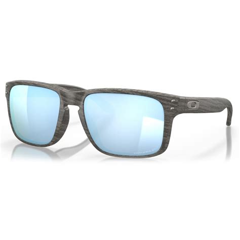 oakley holbrook™ woodgrain collection prizm deep water polarized woodgrain sunglasses