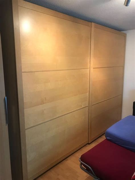 Das komplement sortiment passt ideal zu den verschiedenen türen und korpussen der serie pax. IKEA PAX Schrank mit Schiebetüren acheter sur Ricardo