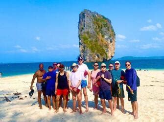 Gay Travel To Thailand Our Country Guide To The Land Of Smiles Nomadic Babes