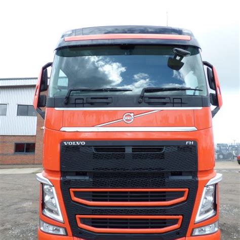 VOLVO FH GLOBETROTTER 6x2 TRACTOR UNIT 2013 AK63 CUX Fleetex