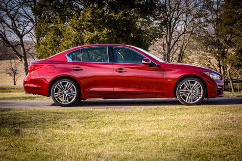 Infiniti Q50 Gets Three Turbo Engines And Awd In Chicago Autoevolution