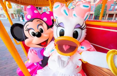 Minnie Mouses Day Out With Daisy Duck At Tokyo Disneyland Chip And