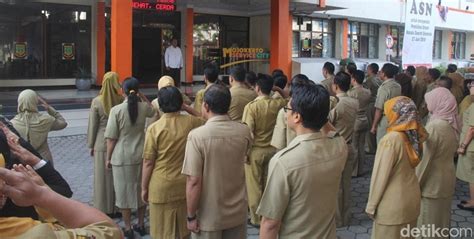 Dalam memenuhi kebutuhan tenaga pegawai baru di lingkungan kementerian pendidikan dan kebudayaan guru pendidikan agama kristen (1 orang). Cpns Guru Agama Kristen 2019 - Informasi CPNS/ASN ...
