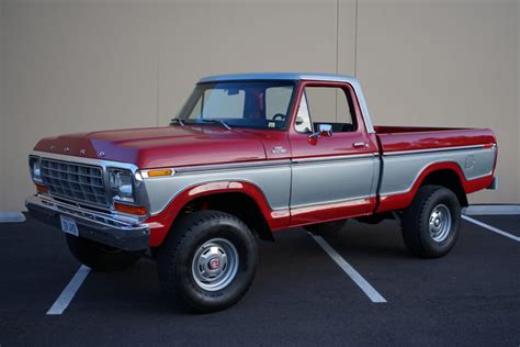 Two Tone Lifted F 150 Is A Simple Clean Nostalgia Machine Ford