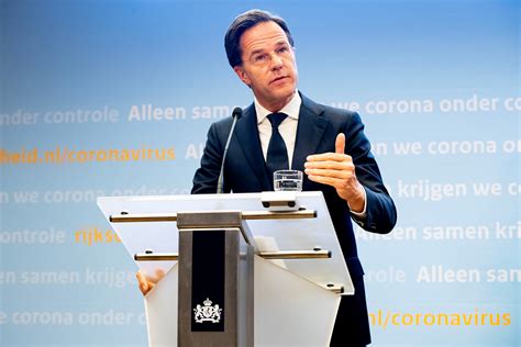 Premier mark rutte houdt vrijdagmiddag weer zijn wekelijkse persconferentie na de extra ingelaste ministerraad over de coronacrisis. Kabinet versoepelt reeks coronamaatregelen, Nederland in ...