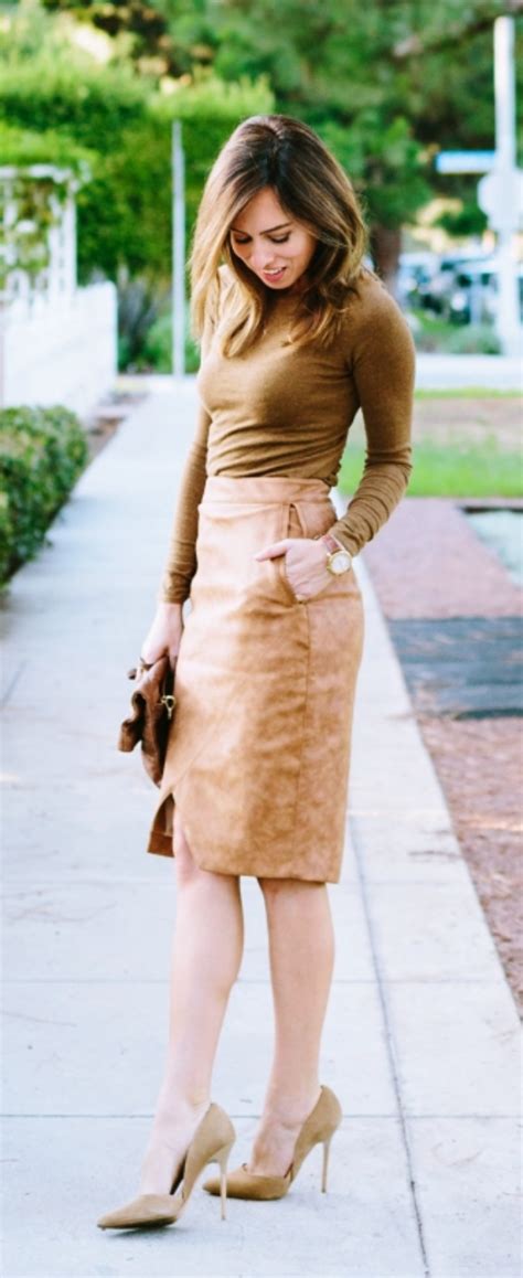 40 Elegant Skirt Outfits For Working Women Office Salt