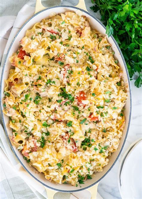 I want to make the original tuna noodle casserole w/ potato chips. This Easy Tuna Noodle Casserole is a comforting and ...