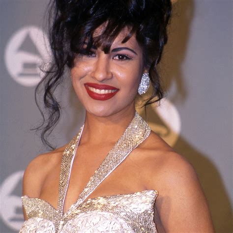 How Selena Quintanilla's Signature Beauty Has Stood the Test of Time - E! Online Deutschland