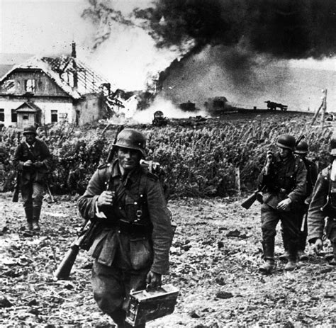 Wann war der 2 weltkrieg ? Ostfront 1943: Die vielen Fehler auf dem Weg nach Kursk - WELT