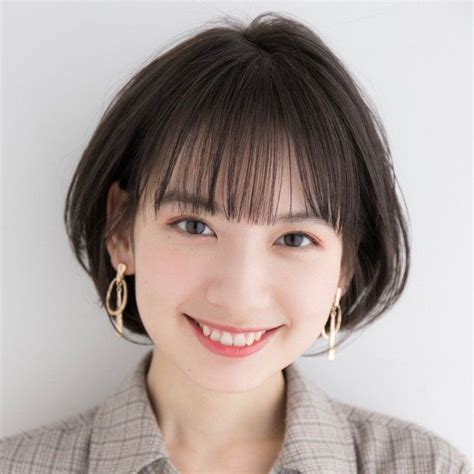 カリスマ美容師ktwo塚本さんに作ってもらいました\(^o^)／ 流行りのシースルーバングの大人女子の攻略法を直撃したので良かったら参考にしてね カラーのオススメは8トーン ホワイティアッシュは透明感があるオススメ ラウンド型の. ボード「レディースヘア」のピン