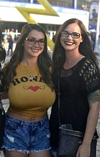 Much Too Busty For That Shirt R2busty2hide