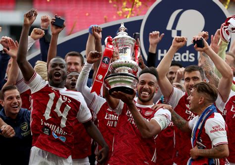 Medina spirit owner accepts kentucky derby trophy horse racing. Arsenal claim FA Cup after defeating Chelsea 2-1 - NZ ...