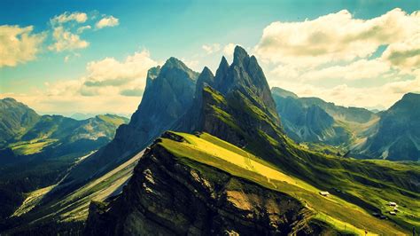 Download Mountain Peak Landscapes Hd Wallpaper By Benjaminmoyer