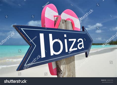 1236 Afbeeldingen Voor Ibiza Sign Afbeeldingen Stockfoto‘s En