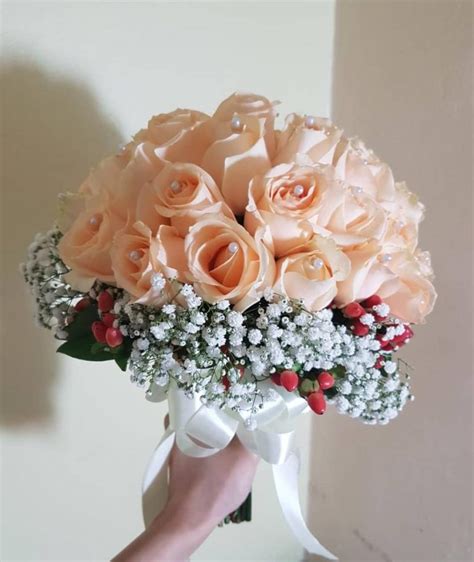 Champagne Roses Bridal Bouquet Nieldelia Online Florist Kl Flower