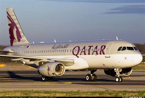 Airbus A320 232 Qatar Airways Aviation Photo 2624444