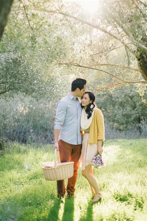 Have A Picnic Spring Engagement Shoot Pictures Popsugar Love And Sex
