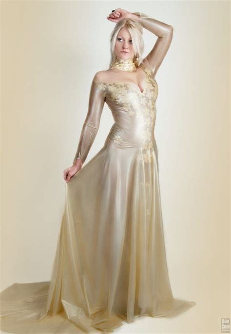 Ich mache den test mit euch und shoppe einige. Pin von phill auf want to meet | Brautkleid ...
