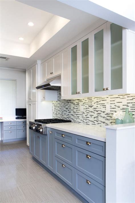 Contemporary interior decoration has the tendency to be unsophisticated yet appealing. 2 tone Contemporary Kitchen Cabinets 2021 ...