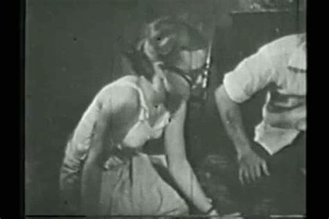 Amateur Vintage Porn 1940s Blowjob 000 Porn Pic From