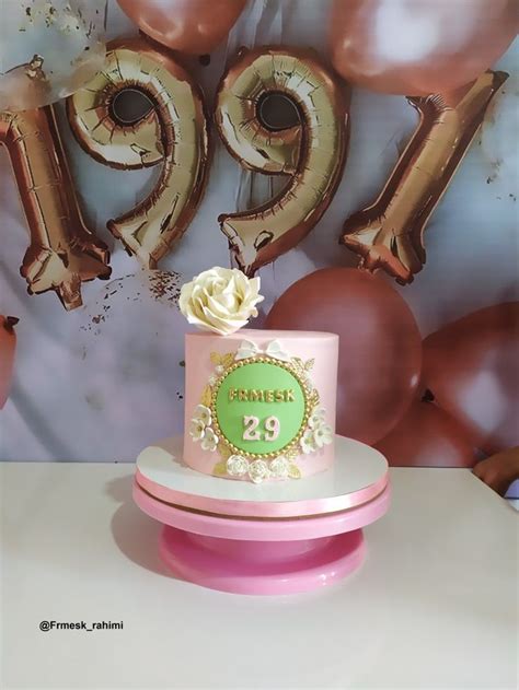 Pin By Frohar1 On Cake 29th Birthday Cakes 29th Birthday Birthday Cake