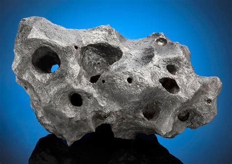 Arizona Meteorite Fetches Record Breaking 237500 At Auction Space
