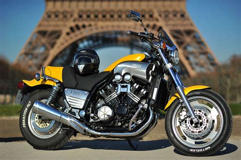 The yamaha vmax is awesome in stock form, but it's ever better. Yamaha Vmax 1200 - Présentation, avis et fiche technique ...
