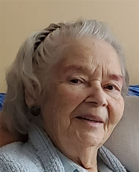 Howard married ruth evelyn martin in 1916 and had two children. Obituary for Evelyn Ruth (Grow) Radzwion | Blackburn Chapel-Martin Funeral Home