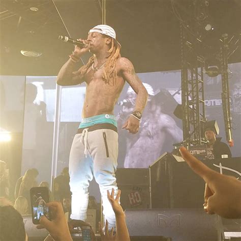 Lil Wayne Performs Live At Drai’s Nightclub In Las Vegas Tells Birdman To “suck My Dick” [videos]