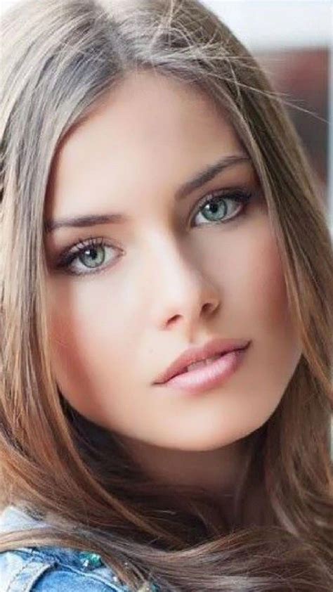 Pin By Amigaman67 On Stunning Faces Beautiful Girl Face Beauty Girl