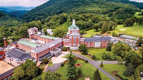 Hotels In Hot Springs The Omni Homestead Resort