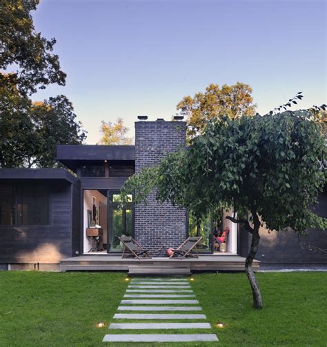 A Contemporary Weekend Retreat Robins Way House New York