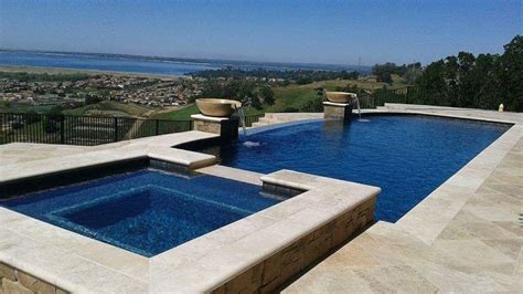 Beautiful Pool Spa Combo With Vanishing Infinity Edge By Premier Pools