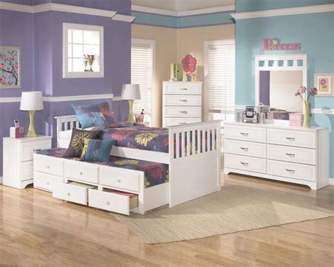 Room decor for teen girls. Ashley Furniture Teen Bedroom Sets With Desks | Lulu Twin ...