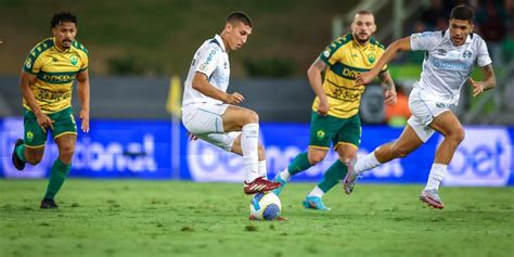 Miguel Monsalve En Expectativa En Gremio Tras Salida De Dt