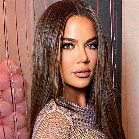 Khloe kardashian is responding to a fan who commented that she believes her speaking voice has changed over the years from the start of keeping up with the kardashians. This Fashion Designer Bashes Khloe Kardashian - Here's The ...
