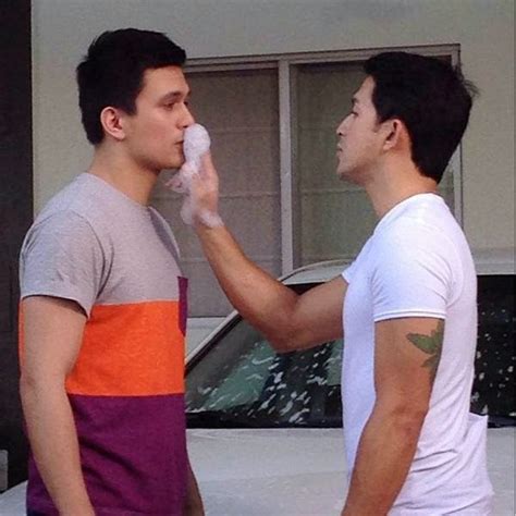Omg Tom Rodriguez And Dennis Trillo Reunite And Relive Their Gaysome Characters On Tv