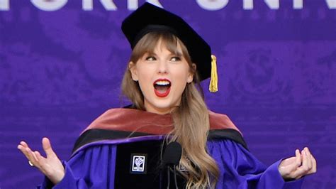 Taylor Swift Gives Nyu Commencement Speech Receives Honorary Doctorate